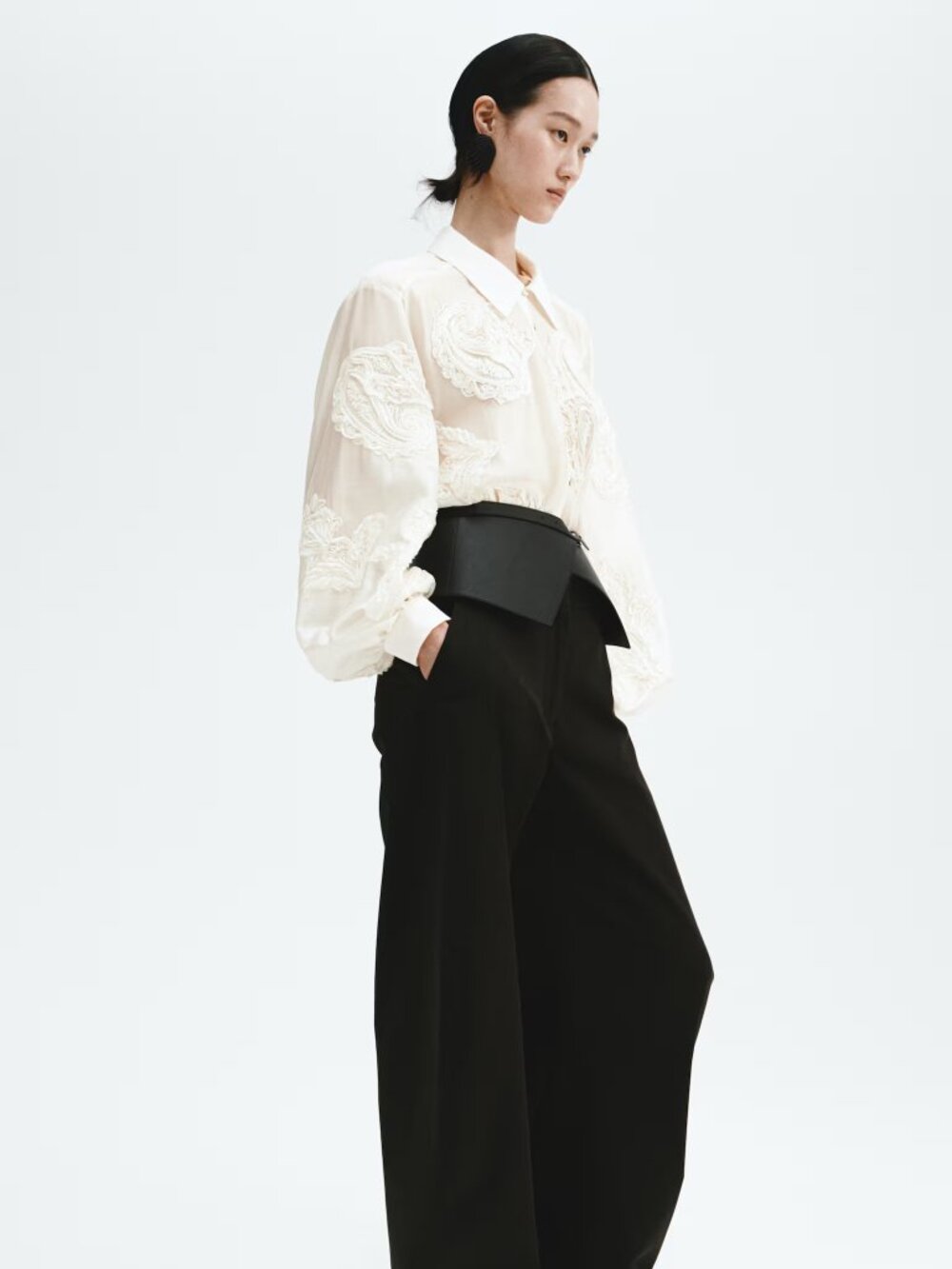 H&M Embroidered Blouse - Picture 11 of 16